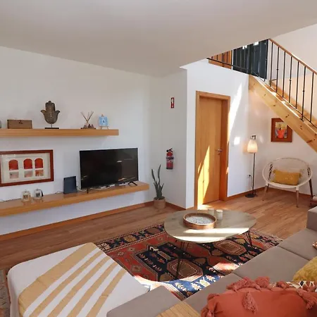 Casa Das Rosas By Homing Arco da Calheta (Madeira)